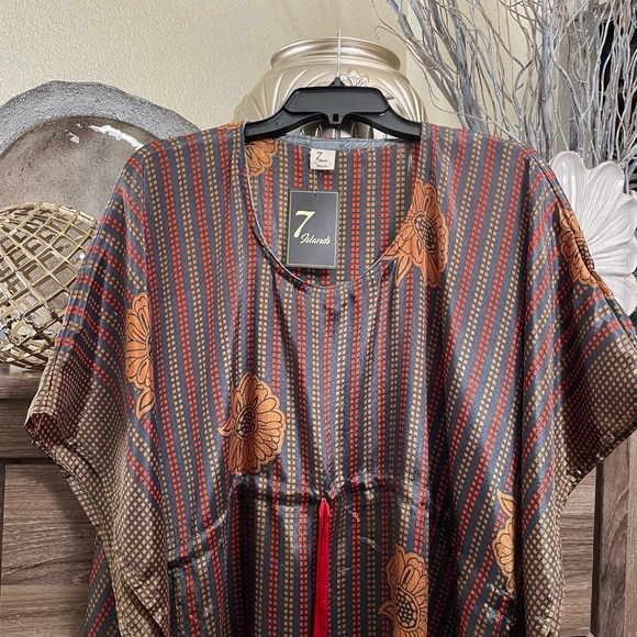 Caftan Blouse - Picture 12 of 16